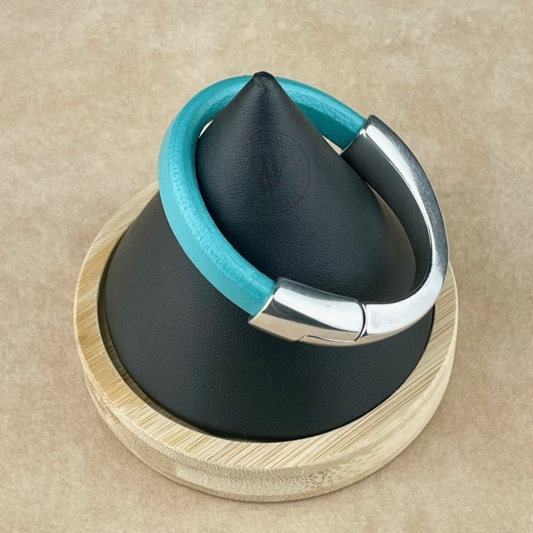 Arena Leather Bracelet in Turquoise–Silver Magnetic Clasp