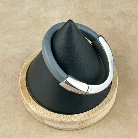 Arena Leather Bracelet in Dark Gray –Silver Magnetic Clasp