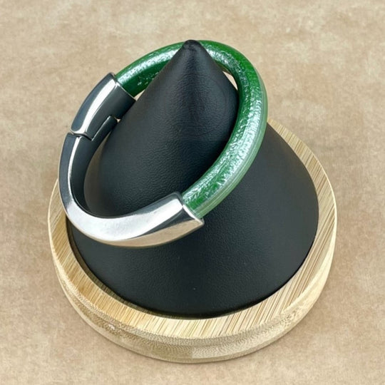 Arena Leather Bracelet in Metallic Kelly Green –Silver Magnetic Clasp