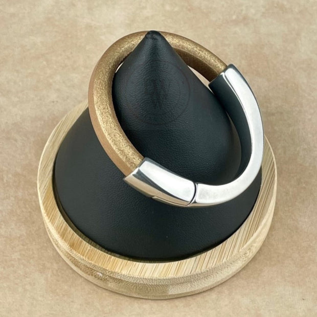 GOLD SELECTION -  Arena Leather Bracelet Collection with <strong>Single</strong> Antique Silver Magnetic Clasp