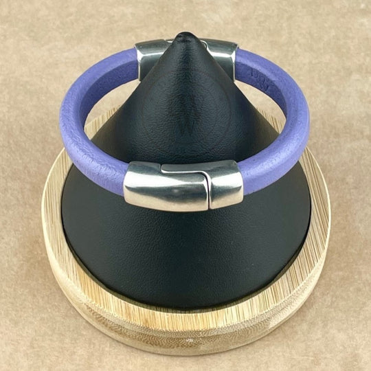 Cobo Leather Bracelet in Lilac –Double Silver Magnetic Clasps