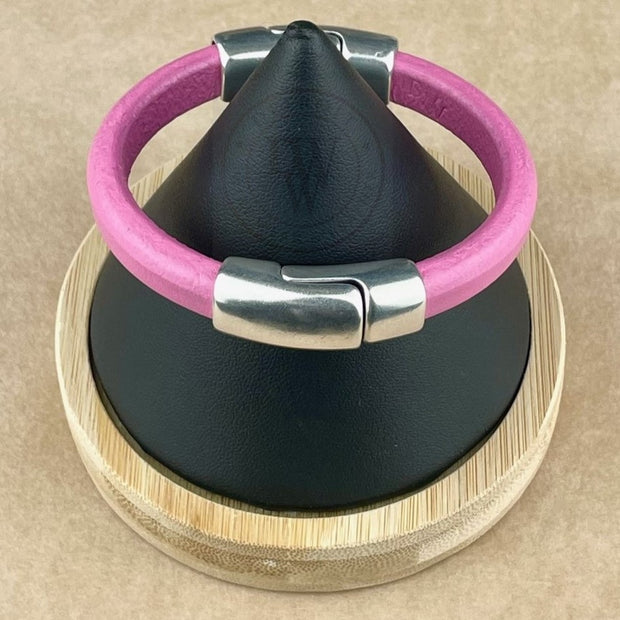 Cobo Leather Bracelet in Bubblegum Pink – Double Silver Magnetic Clasps