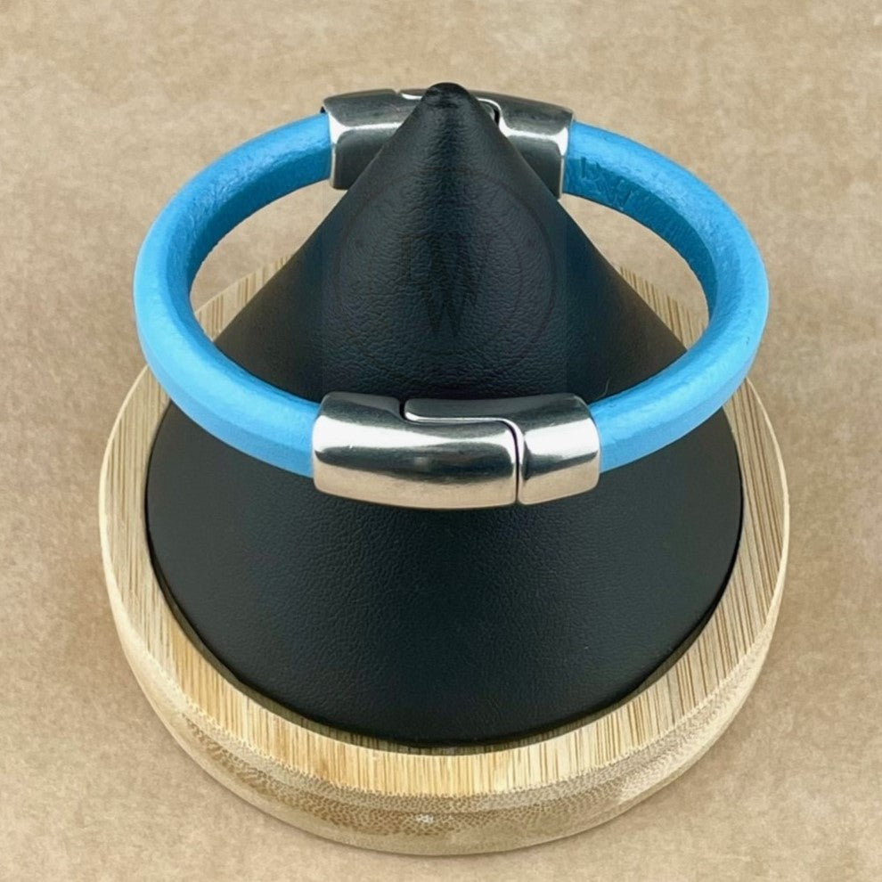 Cobo Leather Bracelet in Baby Blue – Double Silver Magnetic Clasps