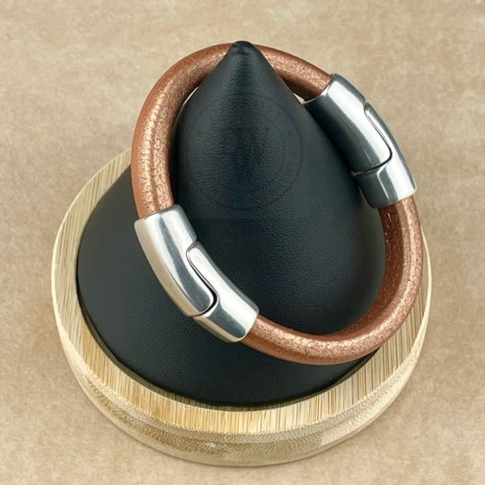 Cobo Leather Bracelet in Matte Metallic Bronze – Double Silver Magnetic Clasps