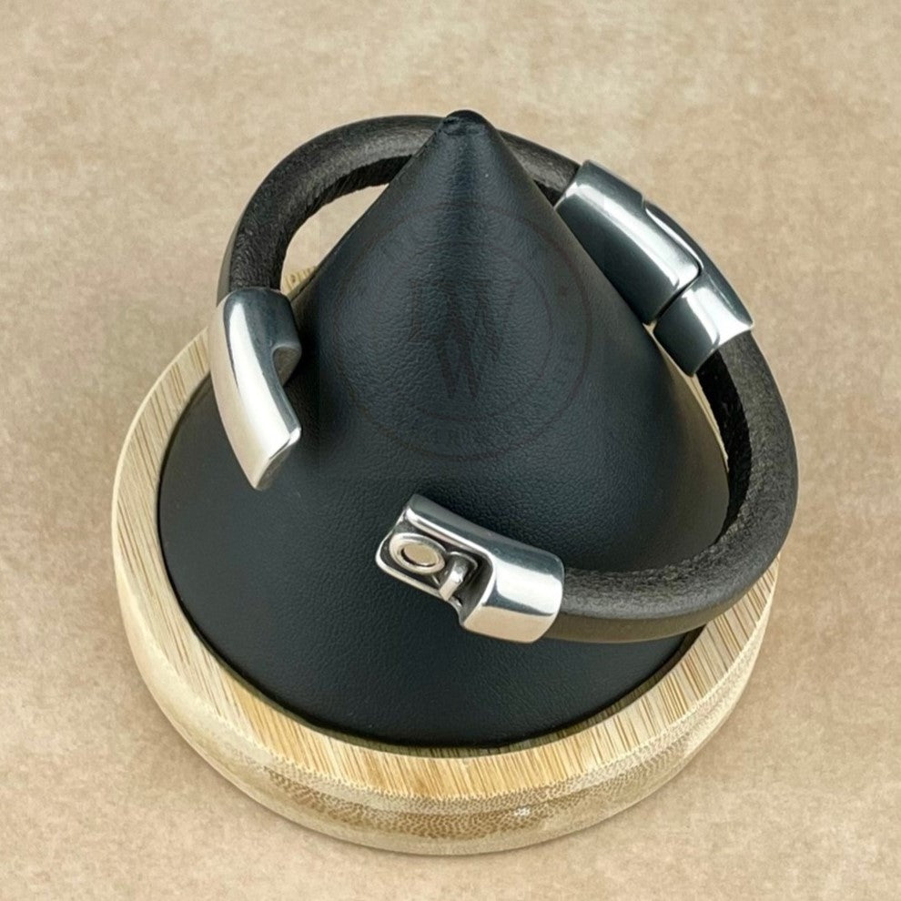 Cobo Leather Bracelet in Metallic Gunmetal –Double Silver Magnetic Clasps