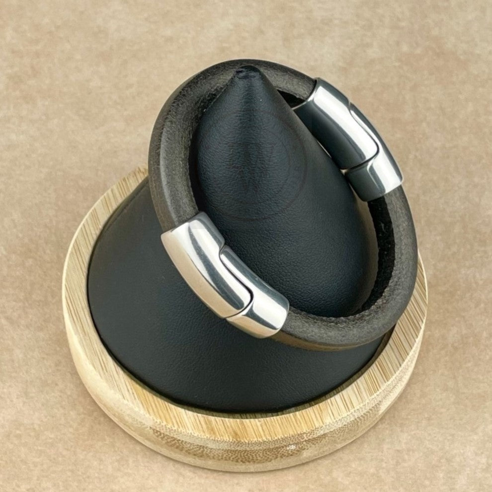 Cobo Leather Bracelet in Metallic Gunmetal –Double Silver Magnetic Clasps