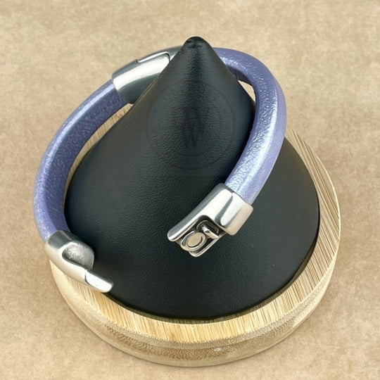 Cobo Leather Bracelet in Metallic Lilac –Double Silver Magnetic Clasps