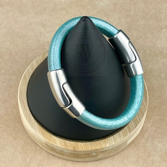 Cobo Leather Bracelet in Metallic Teal – Double Silver Magnetic Clasps