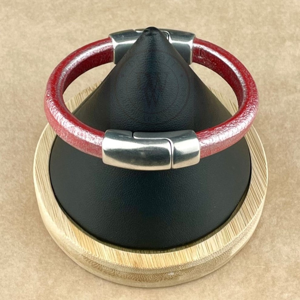 Cobo Leather Bracelet in Metallic Coral – Double Silver Magnetic Clasps