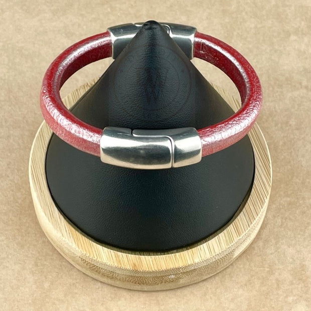 RED & PINK SELECTION - Cobo Leather Bracelet Collection  with <strong>Double</strong> Antique Silver Magnetic Clasps