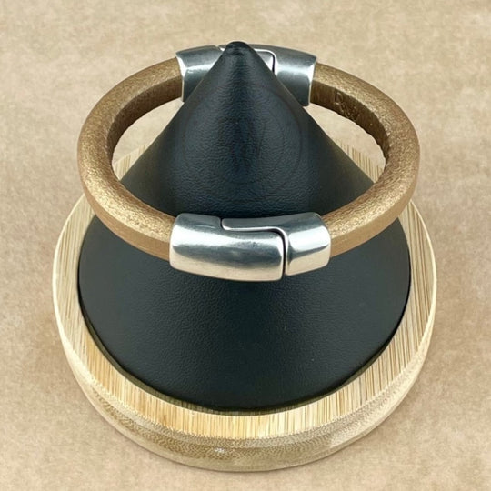 Cobo Leather Bracelet in Matte Metallic Gold – Double Silver Magnetic Clasps