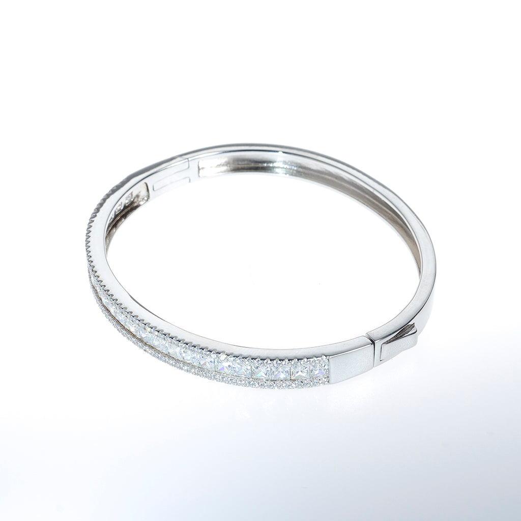 Sterling Silver Bracelet with Clear Crystal Bar