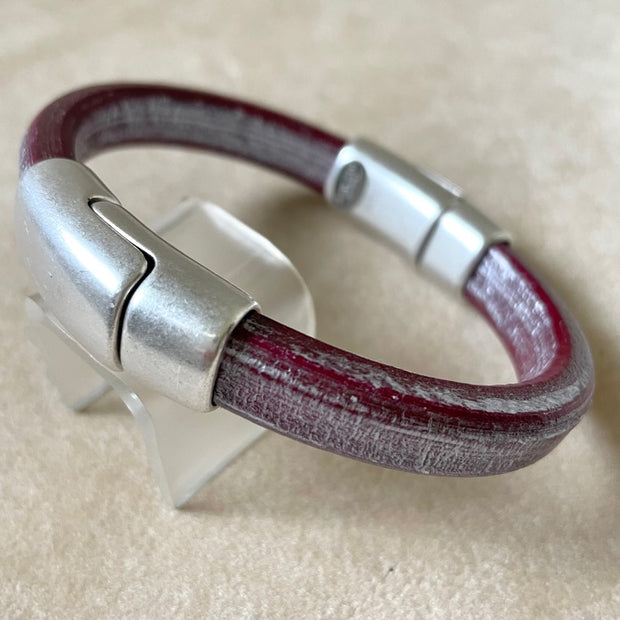 Red Silver Metallic Leather Men's Cobo Bracelet with <strong>Double</strong> Antique Silver Clasps