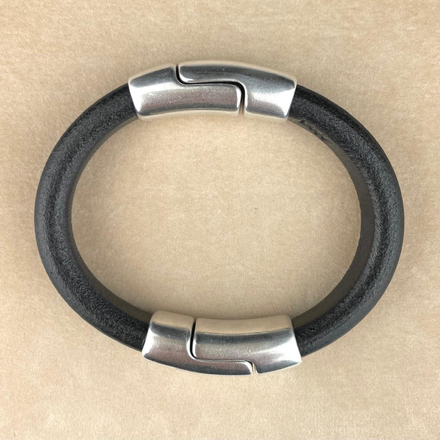 Black Leather Unisex Cobo Bracelet with <strong>Double</strong> Antique Silver Magnetic Clasps