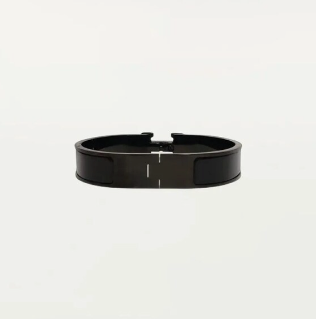 Black Buckle H Bracelet