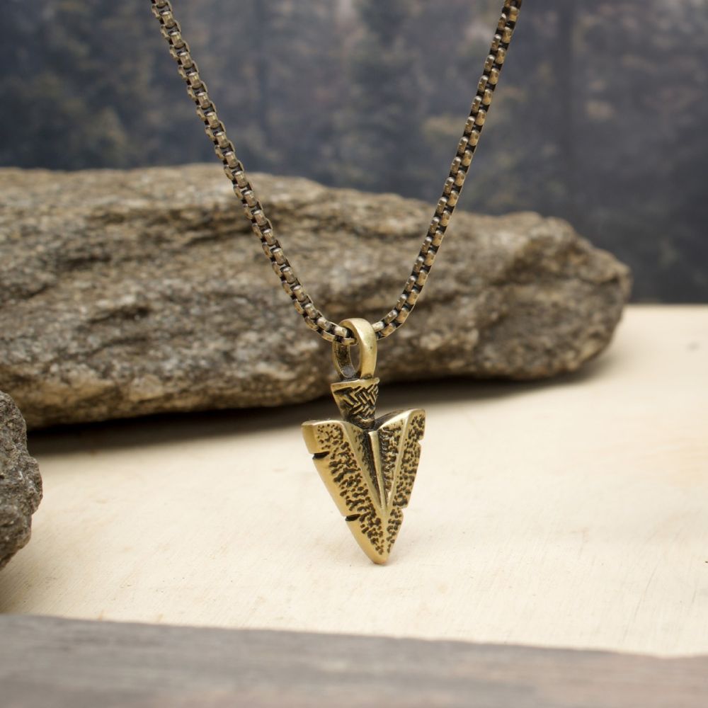Men’s Antiqued Gold Arrowhead Pendant Necklace